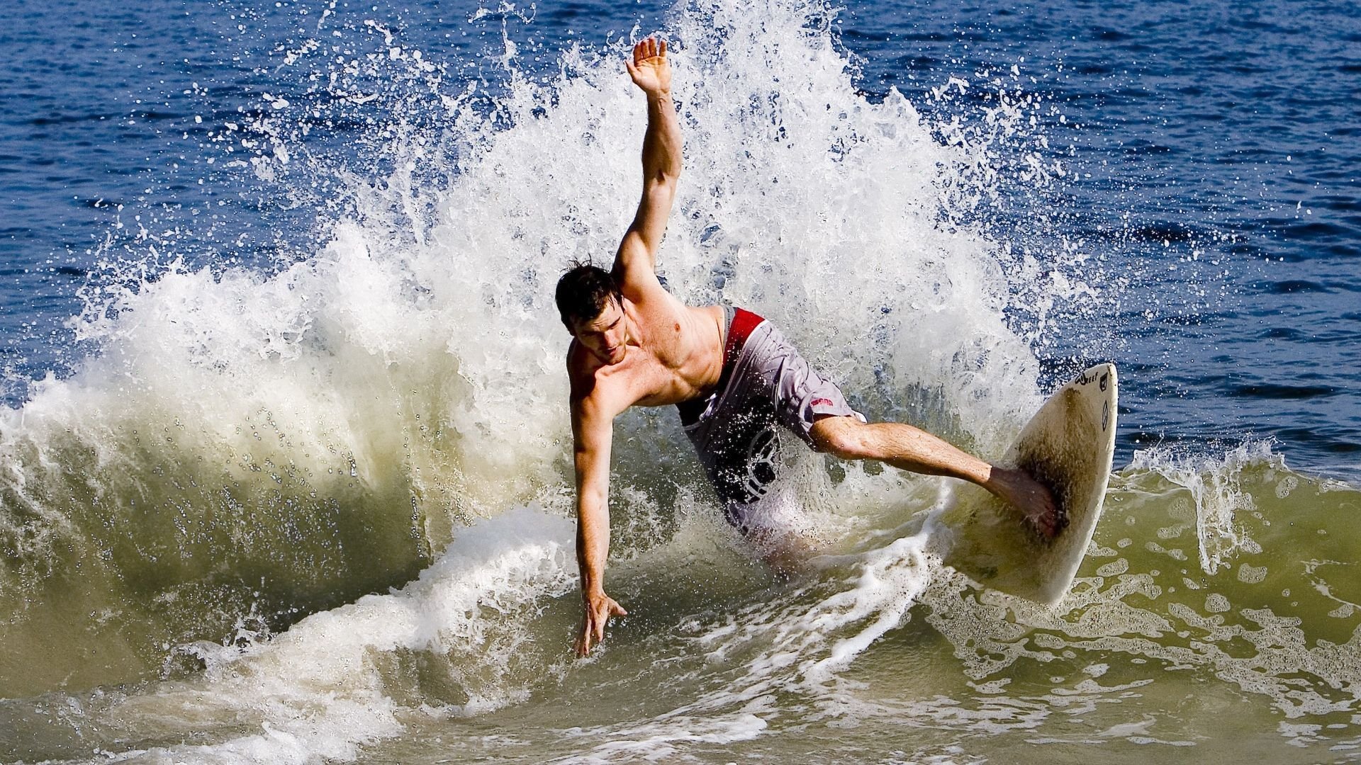 WRC挑战极限：车手面临的最大考验，wrc选手